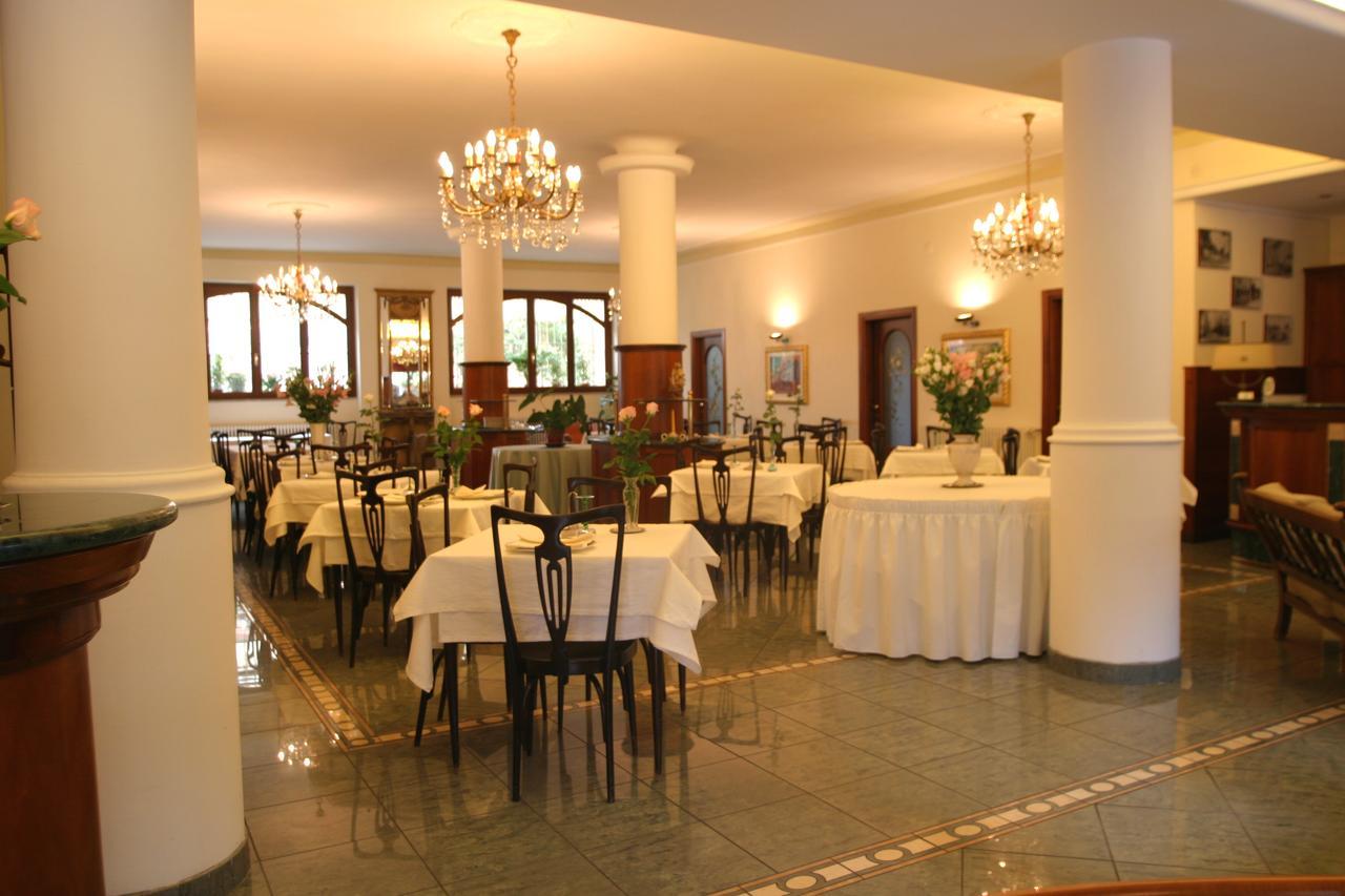 Hotel Pescetto Albenga Eksteriør bilde