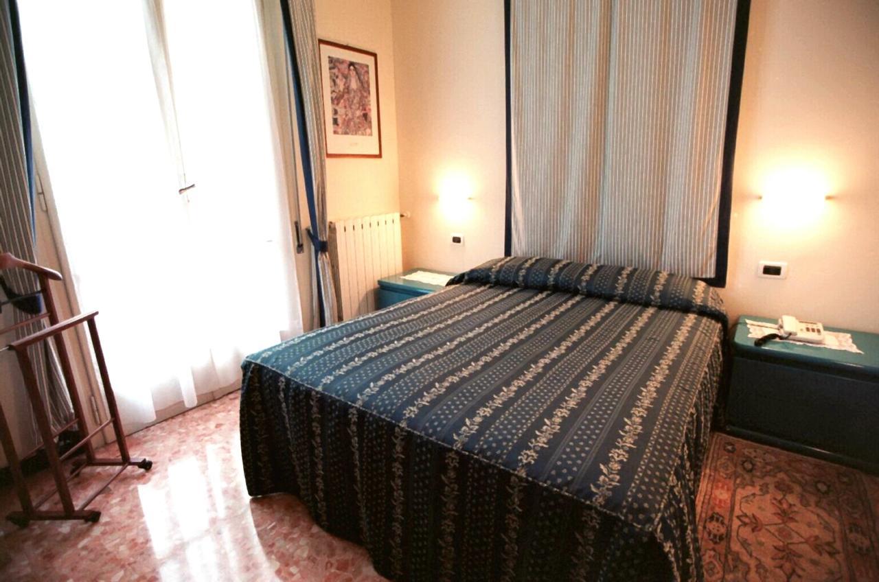 Hotel Pescetto Albenga Eksteriør bilde